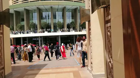 Una perspectiva de la tienda Apple en Dubai Mall. (EL CORREO)