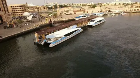 Ferris para transporte público en Dubai. (WAM)