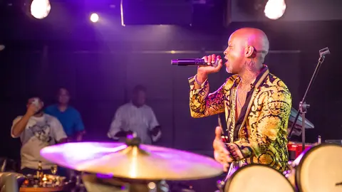 Willy William en la actuación del Palazzo Versace (Alex R)