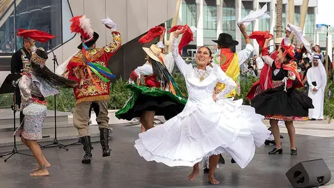 interpretación de ‘Wayra’ por parte del Ballet Folclórico Nacional del Perú en la plaza de Al Wasl de Expo 2020 Dubai. (Expo 2020 Dubai)