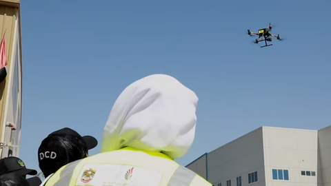 La Defensa Civil de Dubai usará drones para apoyar sus intervencines en zonas de difícil acceso. (WAM)