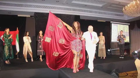 Desfile de moda guatemana Abu Dhabi (2)
