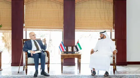 El vicepresidente de la Cámara de Comercio e Industria de Abu Dhabi y el embajador de Costa Rica en EAU. (WAM)