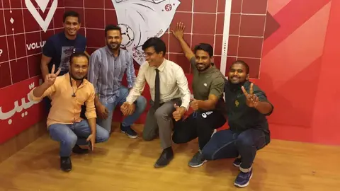 Primeros voluntarios del Mundial de Qatar. (Twitter)