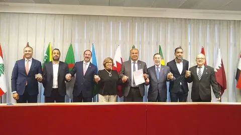 Participantes en el IV Foro Económico Brasil-Países Árabes presentan las conclusiones del encuentro. (Agencia ANBA)