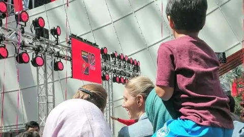 Un niño en Abu Dhabi a modo ilustrativo. (EL CORREO)