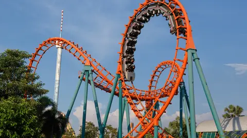 Montaña rusa en Bangkok. (WAM)