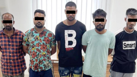 La Policía de Sharjah difundió esta imagen de los detenidos.