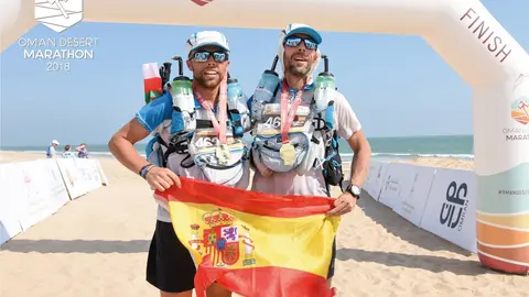 Españoles en la edición de la Oman Desert Marathon de 2018. (Cedida)