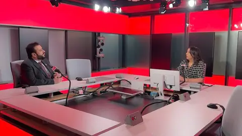 El director de la Agencia de Noticias de Emiratos en París. (WAM)