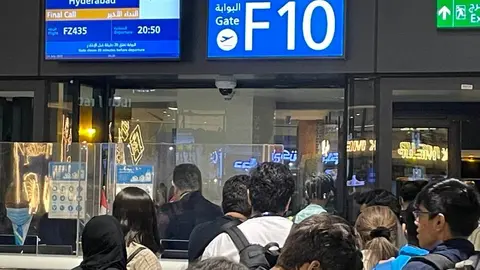Una imagen del verano 2022 del Aeropuerto de Dubai. (EL CORREO)