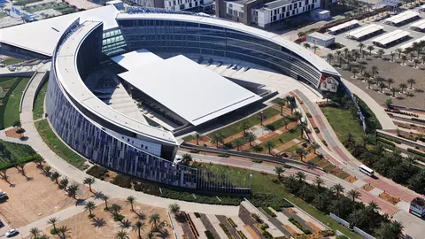 Universidad de Emiratos Árabes Unidos.