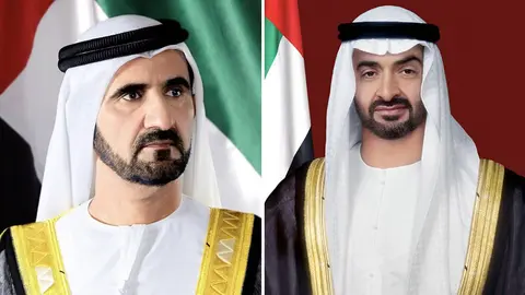 Los jeques Mohammed bin Rashid Al Maktoum -izquierda- y Mohamed bin Zayed Al Nahyan. (WAM)