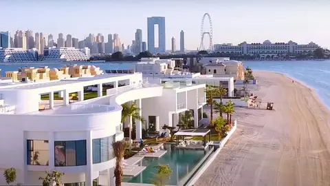 La mansión más cara vendida hasta ahora en Dubai se encuentra en la exclusiva zona de La Palmera.(belleview.ae)