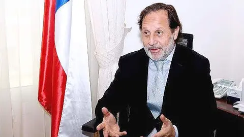 Patricio Díaz Broughton, embajador de Chile en  Emiratos Árabes Unidos. (WAM)