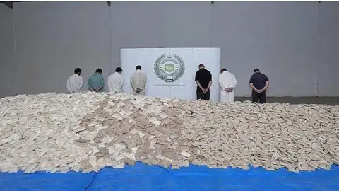 Las fuerzas de seguridad de Arabia Saudita incautaron alrededor de 47 millones de tabletas de anfetamina el 31 de agosto de 2022. (SPA)
