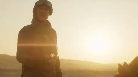 Tom Cruise en una película en el desierto de Liwa de Abu Dhabi. (Fuente externa)