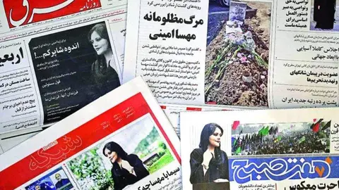La muerte de Mahsa Amini bajo la custodia de la policía de moralidad de Irán que hace cumplir las estrictas reglas del velo ha recibido una amplia cobertura en los periódicos y las redes sociales. (Fuente externa)