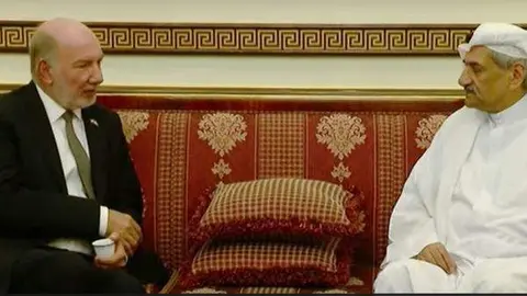 El embajador de México en EAU con el gobernante de Fujairah. (WAM)