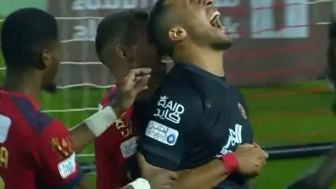 La alegría del portero en una captura de pantalla del vídeo difundido en Twitter.