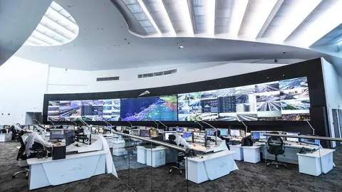 Sala de control de tráfico. (Dubai Media Office)