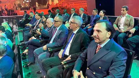 El Jefe de La Mision Diplomatica de Venezuela, Dr Samir Al Attrach, acompañado de Embajadores acreditados en Emiratos Arabes Unidos, asistentes al evento.