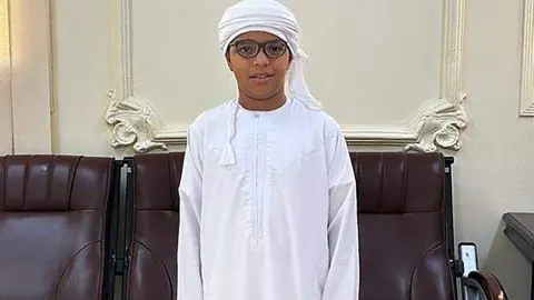 El niño omaní que fue atacado por los perros. (Fuente externa)