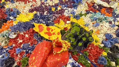 'Sin título (detalles)', del artista onubense Ismael Lagares.