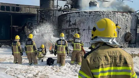 La Defensa Civil de Ras Al Khaimah difundió esta imagen del suceso.