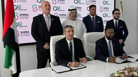 Un momento de la firma del acuerdo entre israelíes y emiratíes. (Twitter)