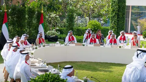 Un momento de la reunión del Gabinete de EAU este domingo. (Twitter)