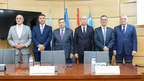 Asistentes al Consejo Oleícola Internacional. (Ministerio de Agricultura español)