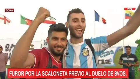 Una captura de pantalla del vídeo difundido en Twitter del aficionado argentino.