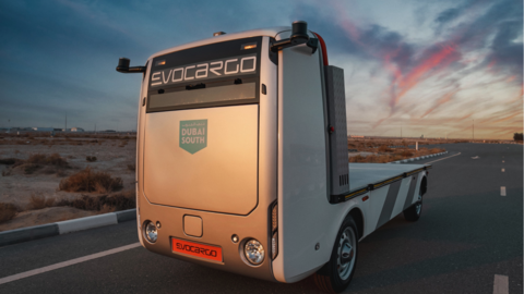 Primer camión sin conductor de Evocargo. (WAM)