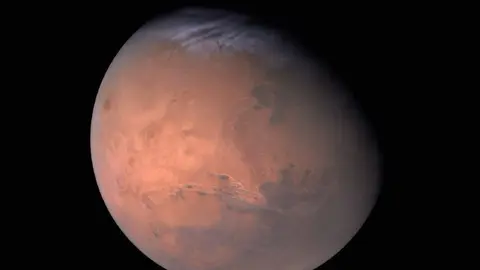 Franjas sobre el Polo Norte de Marte. (Emirates Mars Mission/ EXI)