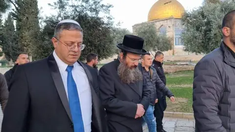 El ministro Ben-Gvir visita la mezquita de Al Aqsa. (@itamarbengvir)