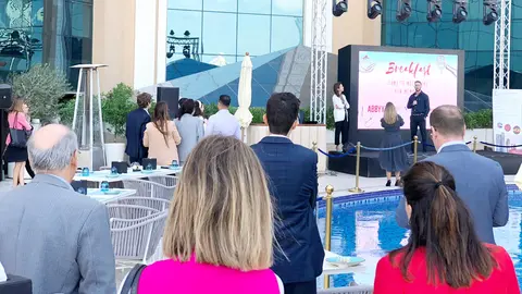 Desasarrollo del desayuno de negocios celebrado por el SBC en el hotal Occidental Al Jaddaf de Dubai. (EL CORREO)