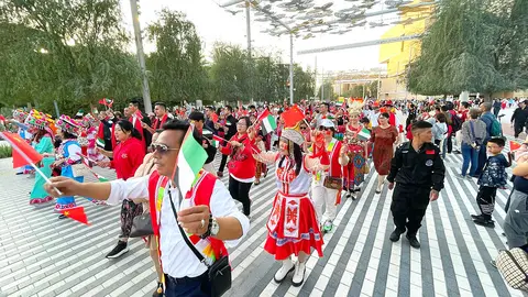 El Año Nuevo Chino llevó hasta Expo City Dubai a miles de personas. (EL CORREO)