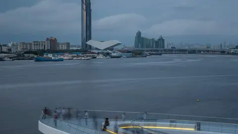 El puente en Dubai Creek Harbour. (Dubai Media Office)