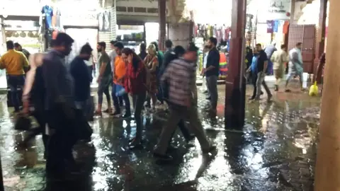 Lluvia en Dubai. (EL CORREO)