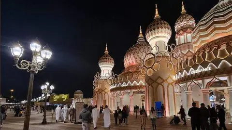 Una imagen de Twitter del Global Village en la temporada 2023.