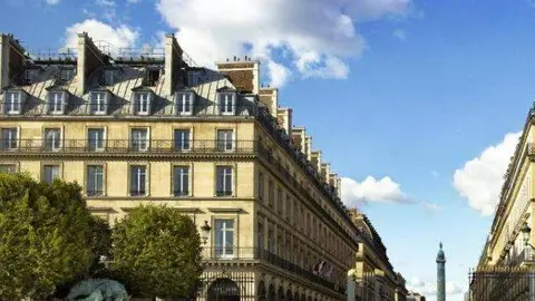 Una perspectiva del hotel en París. (Booking)
