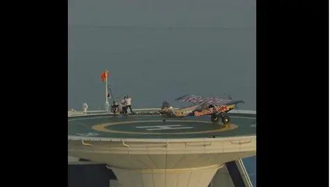 Una captura de pantalla del vídeo del aterrizaje. (Twitter)