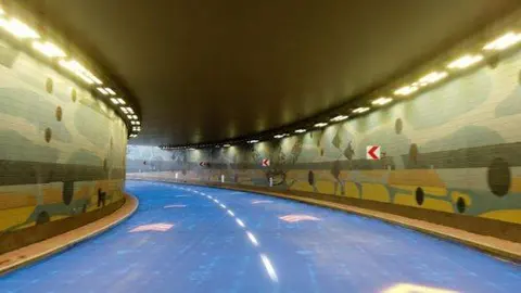 Una captura de pantalla del túnel inaugurado en Dubai del vídeo difundido por la RTA.
