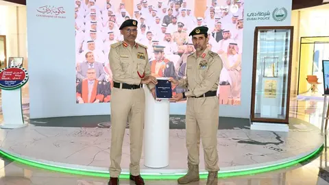 Miembros del cuerpo de la Policía de Dubai. (Twitter)