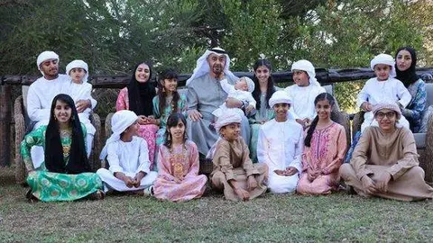 La imagen de la familia real de Abu Dhabi. (Instagram)