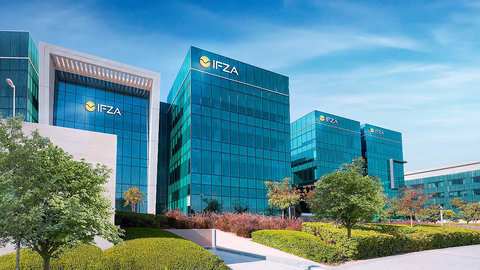 Sede de la Autoridad Internacional de Zonas Francas (IFZA Dubai).