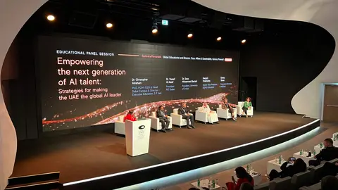 Un momento de la cumbre 'Las máquinas pueden ver 2023' celebrada en el Museo del Futuro de Dubai. (WAM)