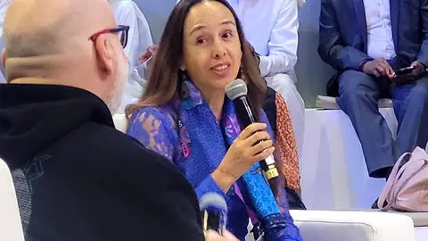 La embajadora Francisca E. Méndez, durante su intervención en el panel sobre el autismo desarrollado en  la 14 edición del Festival de Lectura Infantil de Sharjah. (Cedida)