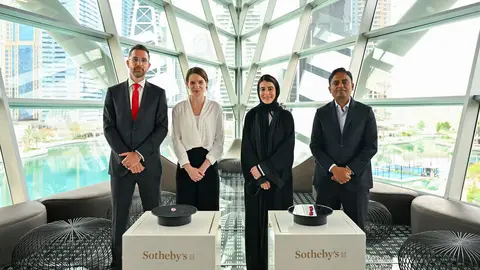 Presentación del diamante y el rubí en Dubai. (Twitter)